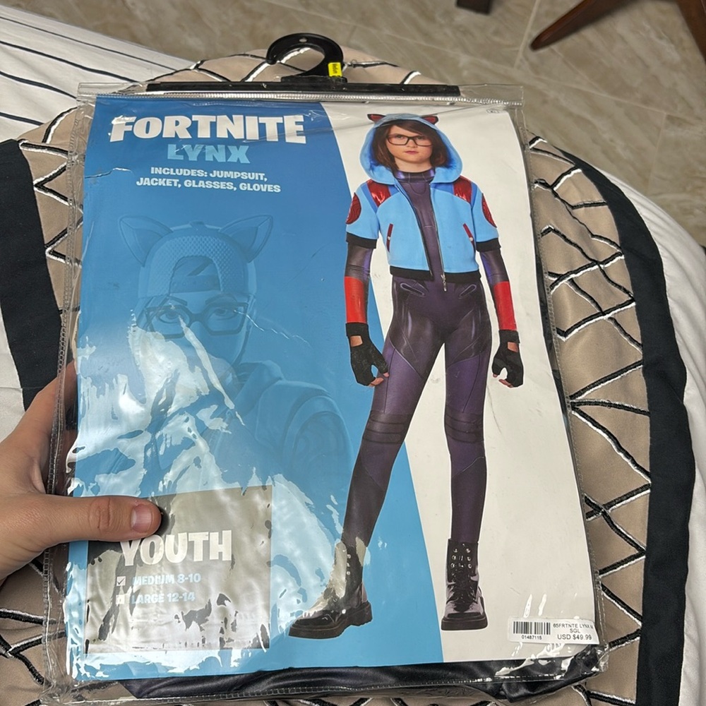 Fortnite Lynx Costume